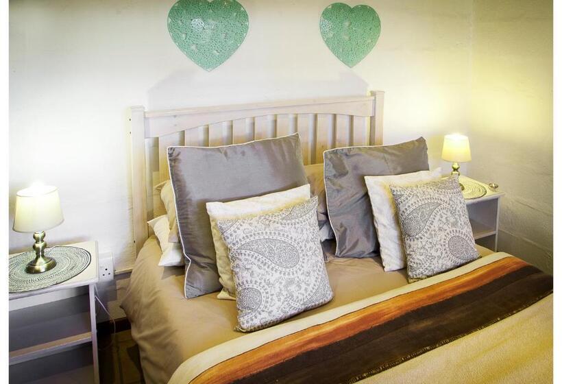 Vindoux Tree House Guest Farm & Spa