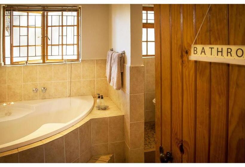 Vindoux Tree House Guest Farm & Spa