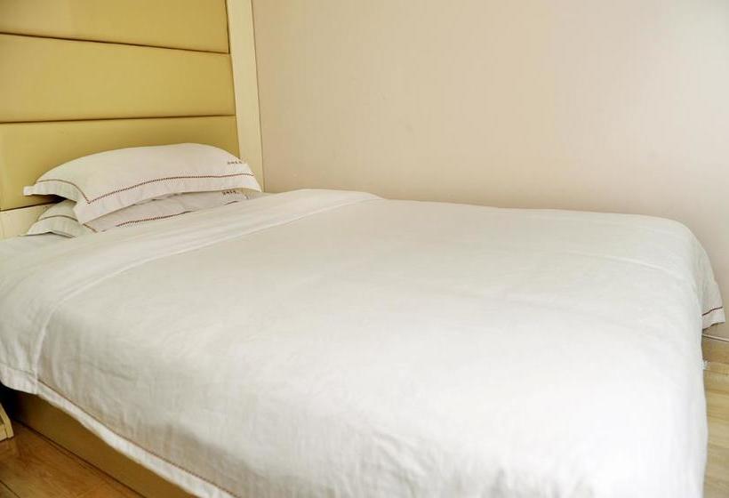 Yimi Hotel Chen Ancestral Temple Branch