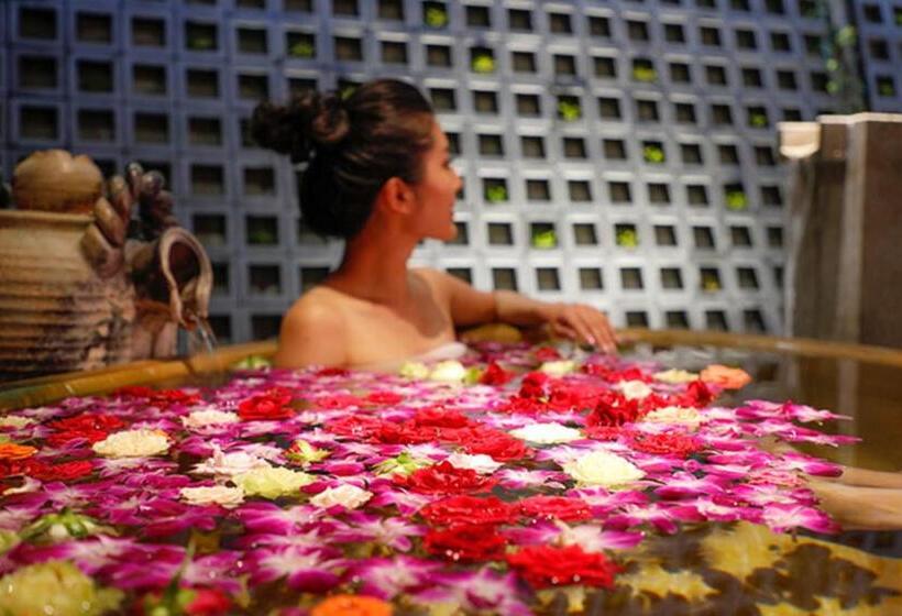 ريوكان Yuraku Kinosaki Spa & Gardens