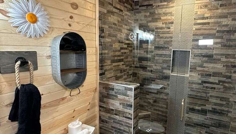 5 Bedrooms Pool Theater Arcade Firepit