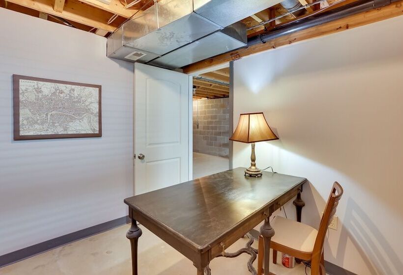 Akron Home W/ Deck: Walk To Towpath Trail!