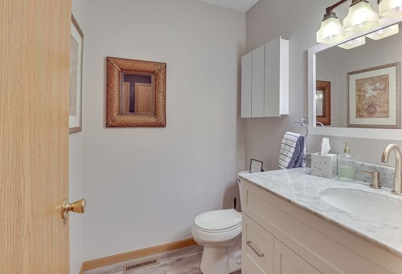 Akron Home W/ Deck: Walk To Towpath Trail!