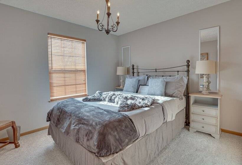 Akron Home W/ Deck: Walk To Towpath Trail!