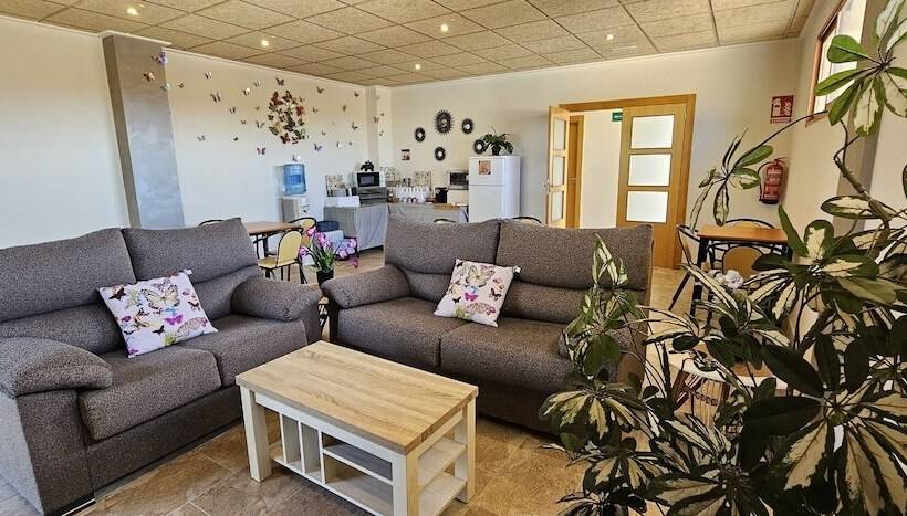 ユースホステル El Jardin De Las Eras