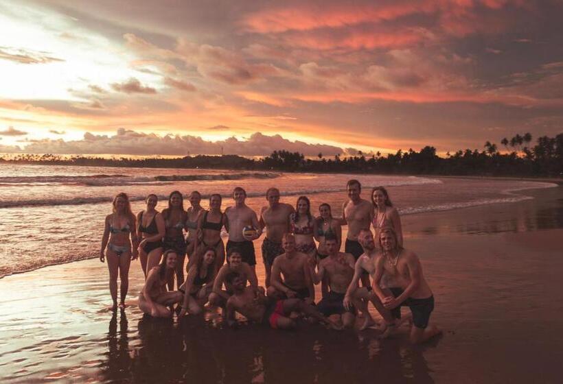 호스텔 Happy Hammocks, Hiriketiya Beach   Sri Lanka