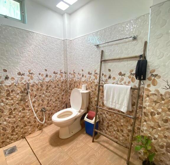 호스텔 Happy Hammocks, Hiriketiya Beach   Sri Lanka