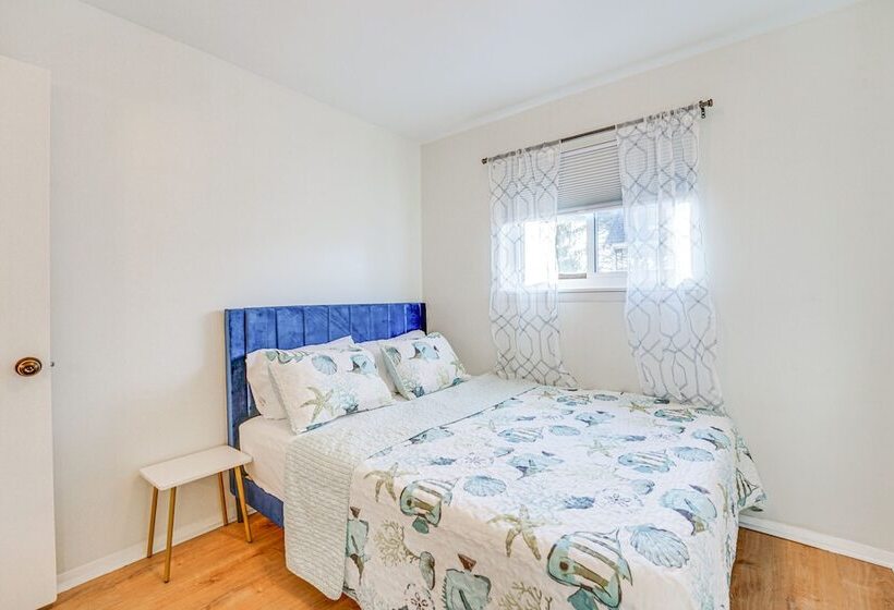 Family Friendly Getaway W/ Fire Pit In Ann Arbor