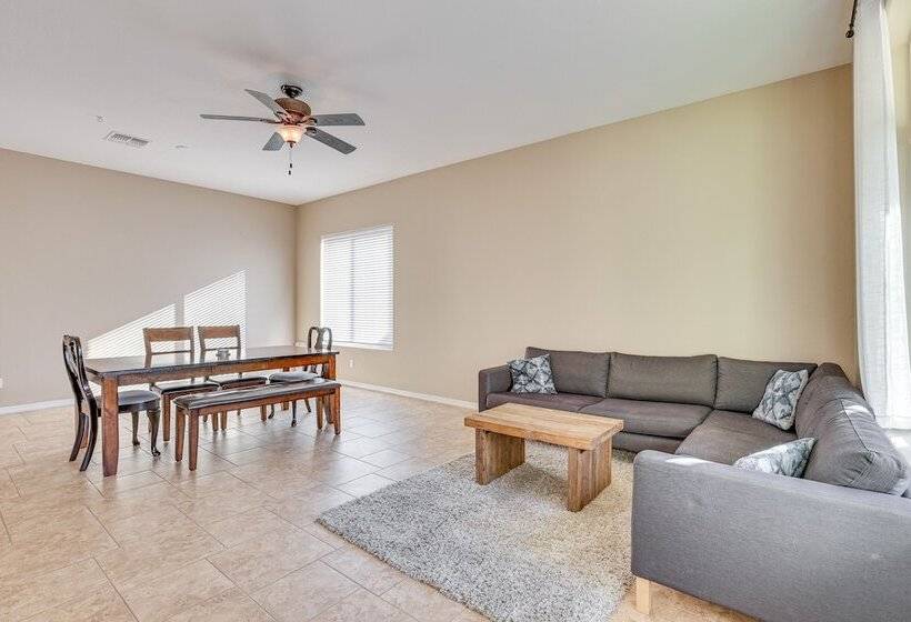 Arizona Home W/ Pool & Patio, Near Sports Stadiums