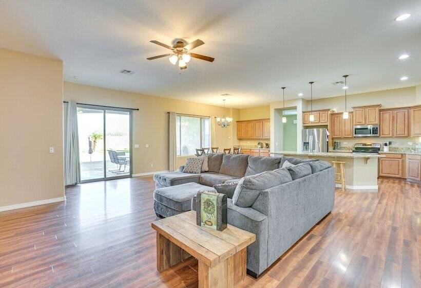 Arizona Home W/ Pool & Patio, Near Sports Stadiums