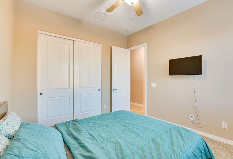 Arizona Home W/ Pool & Patio, Near Sports Stadiums