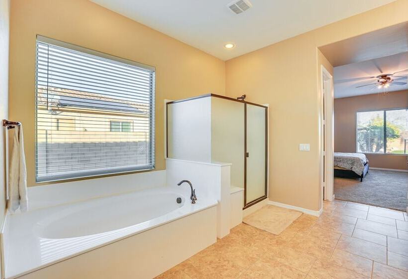 Arizona Home W/ Pool & Patio, Near Sports Stadiums