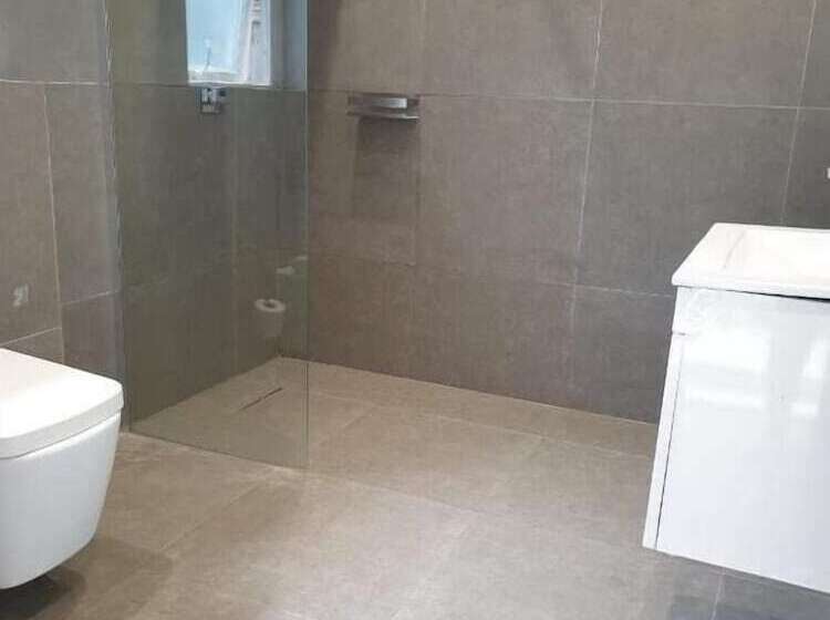 Balham, South London Spacious Guest House 2