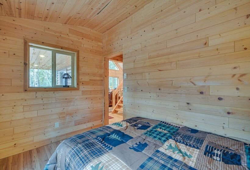 Barnum Cabin On 30 Acres W/ Soo Line Trail Access!