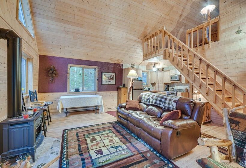 Barnum Cabin On 30 Acres W/ Soo Line Trail Access!