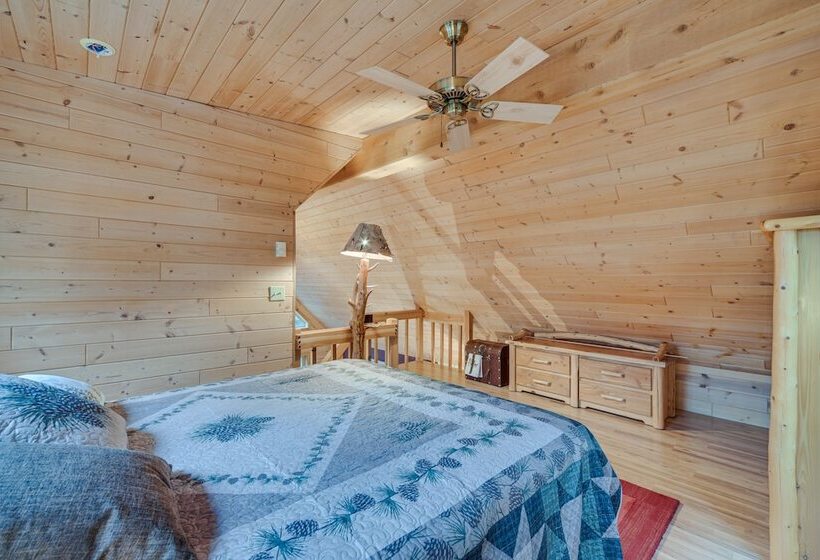 Barnum Cabin On 30 Acres W/ Soo Line Trail Access!