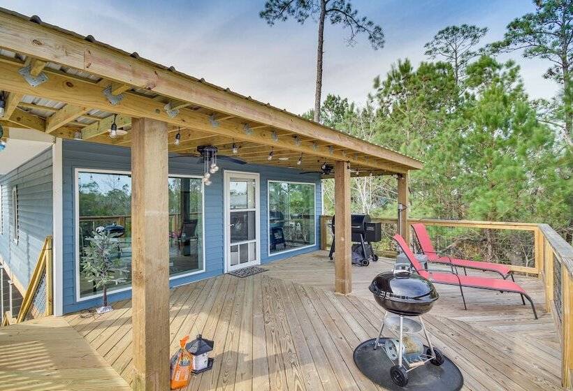 Bay St Louis Home W/ Private Dock + Kayaks!