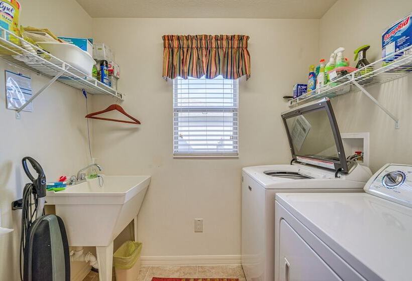 Screened Lanai & Grill: Home In The Villages