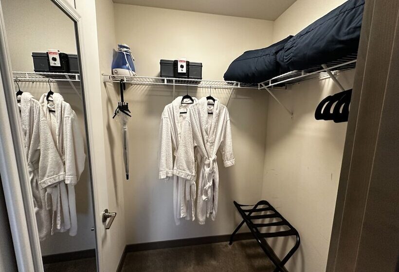 צימר Central Tacoma Homestay  Private Room