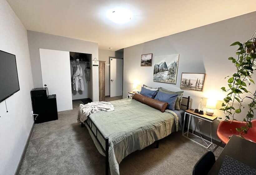 צימר Central Tacoma Homestay  Private Room