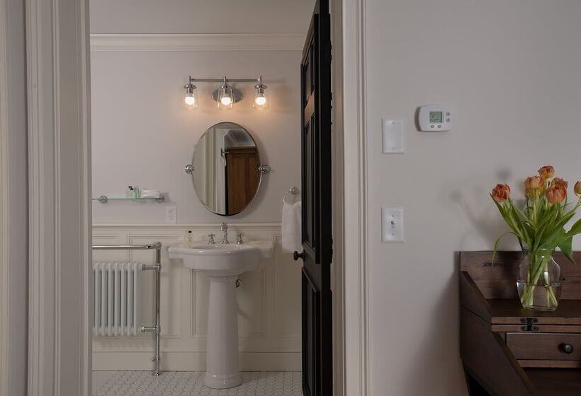 צימר Gracenote Inn & Spa