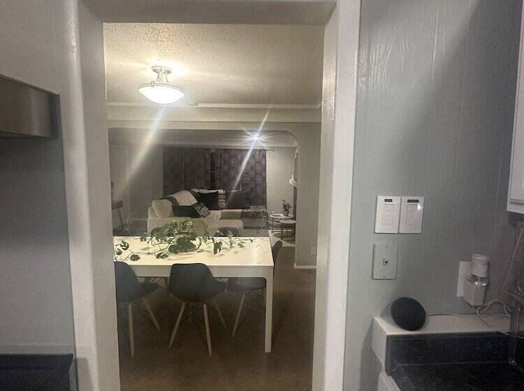 مبيت وإفطار Tacoma Homestay