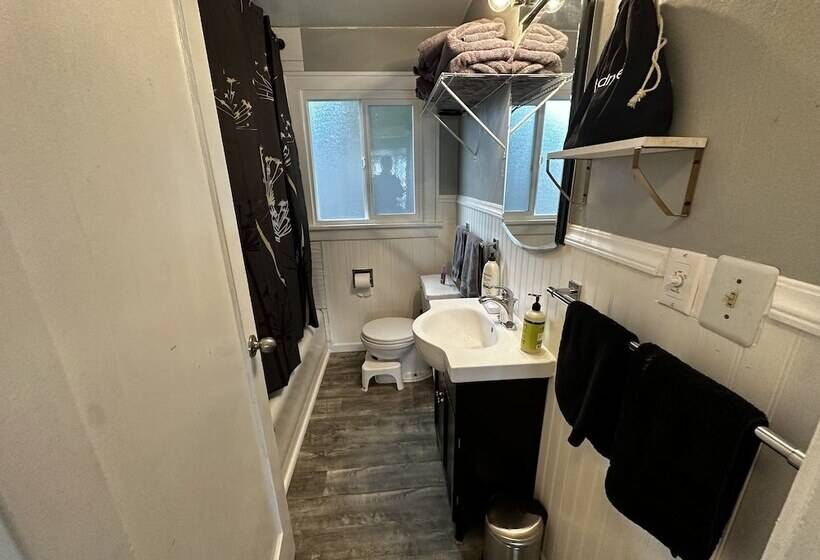 مبيت وإفطار Tacoma Homestay