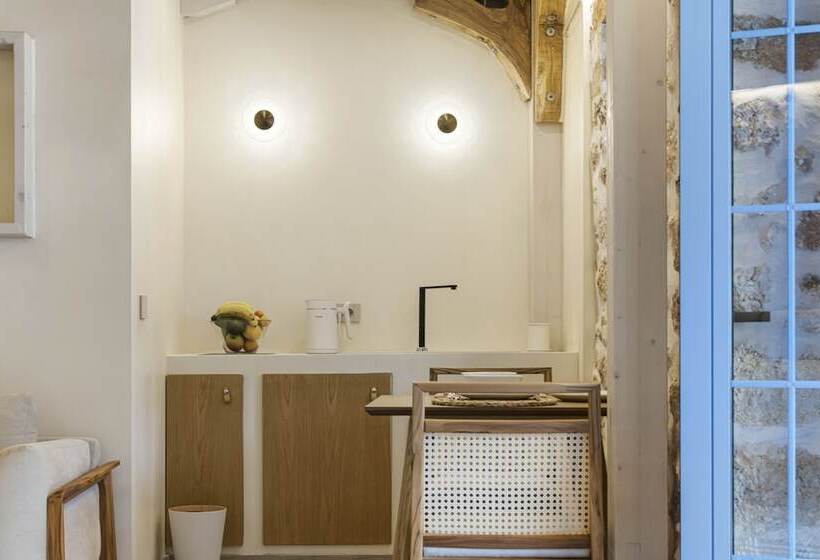 تختخواب و صبحانه Tellion Suites