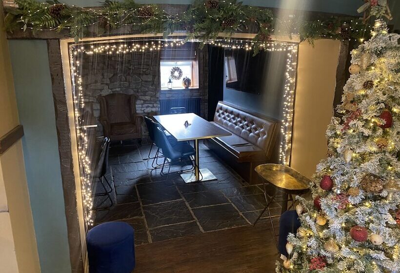 住宿加早餐  The Butchers Arms   Grill Pub And Accommodation