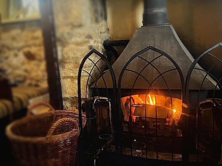 צימר The Stag Hunt Inn