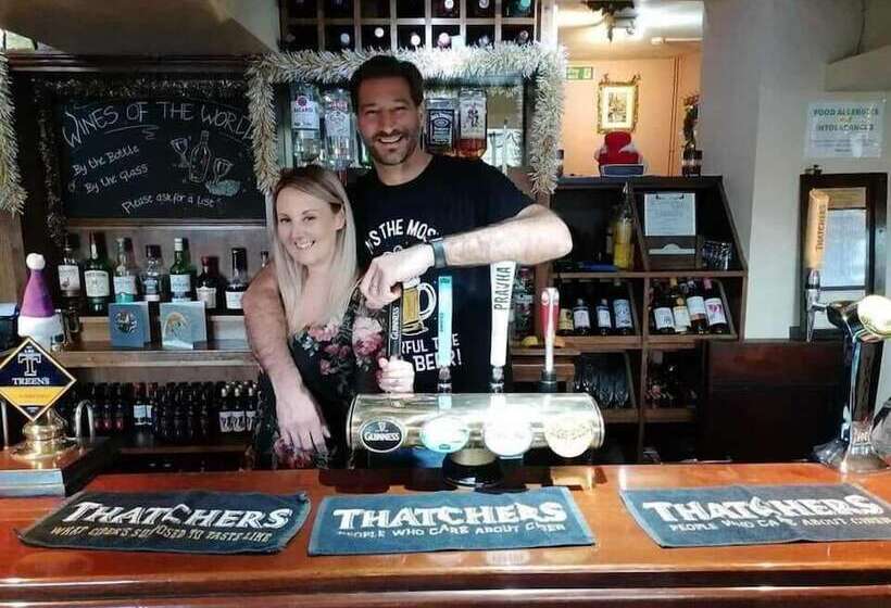 צימר The Stag Hunt Inn