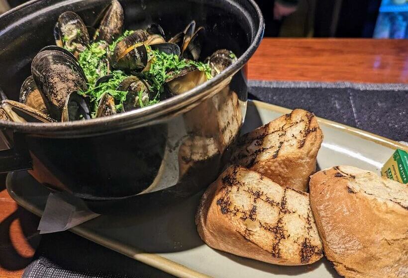 צימר The Stag Hunt Inn