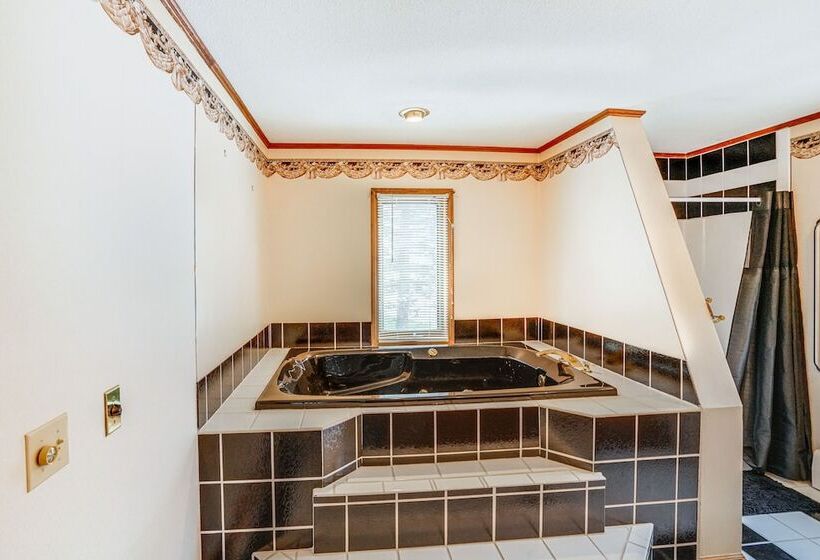 Bennington Home W/ Deck ~ 5 Mi To Bald Mountain!