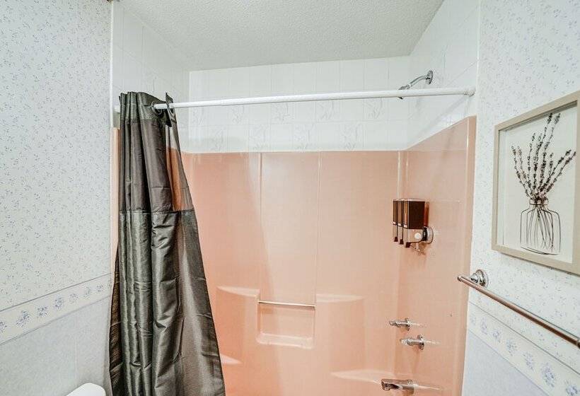 Bennington Home W/ Deck ~ 5 Mi To Bald Mountain!