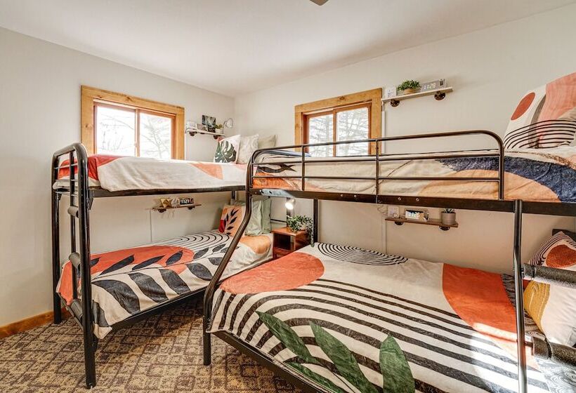 Bitely Cottage Rental: Fire Pit & Beach!