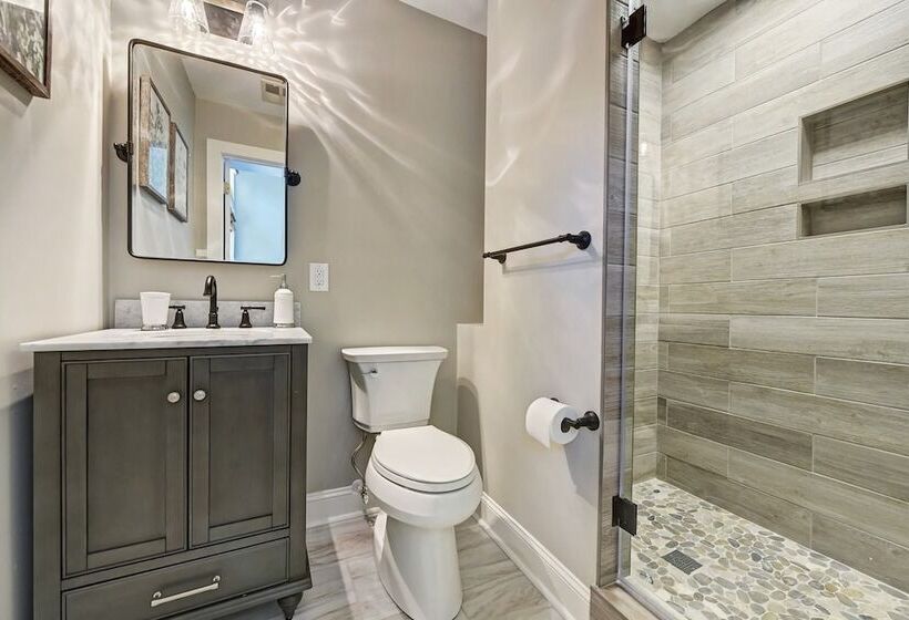 Boathouse Cove By Avantstay Pool + Swim Dock Hot Tub