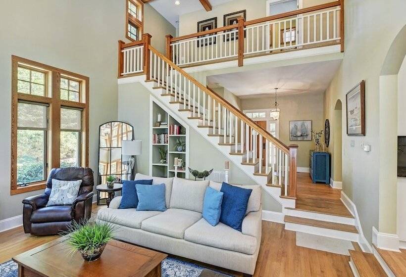 Boathouse Cove By Avantstay Pool + Swim Dock Hot Tub