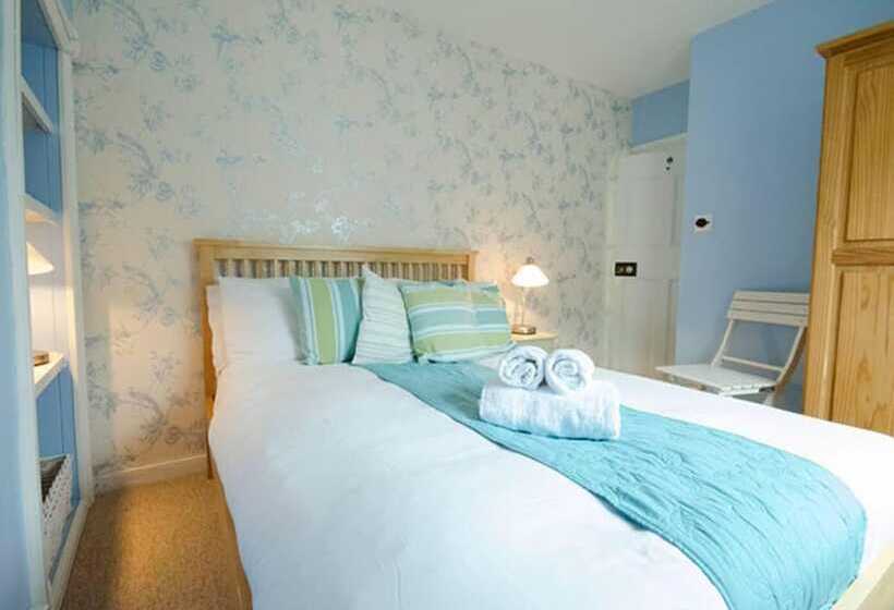 Bos Cres   A Fisherman S Cottage In St Ives Town