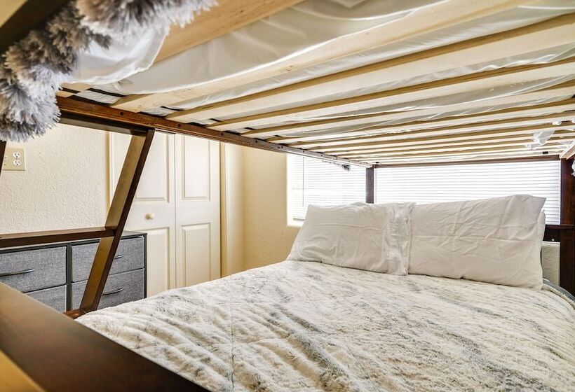 Bright Bisbee Home ~ 6 Mi To Downtown!