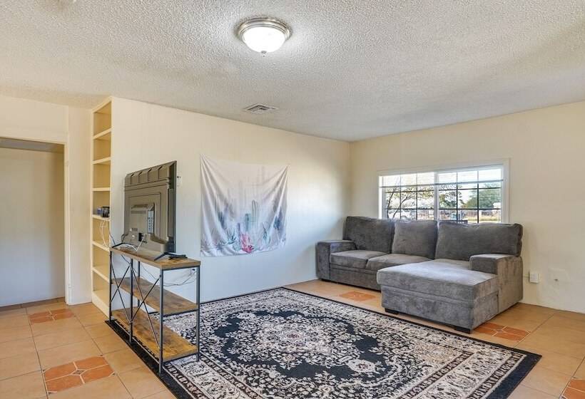 Bright Bisbee Home ~ 6 Mi To Downtown!