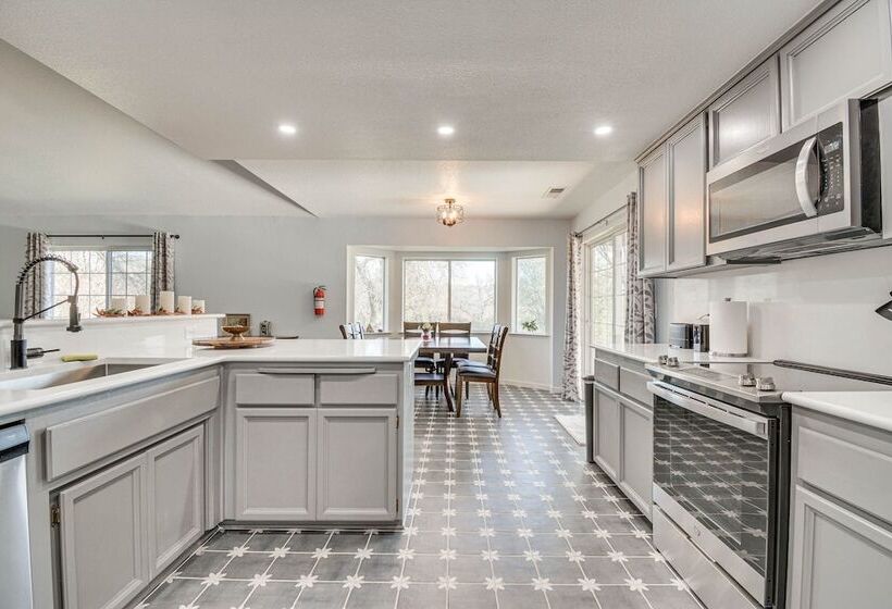 Bright + Cozy Mariposa Getaway: 46 Mi To Yosemite!