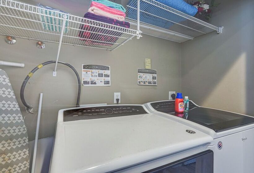 Bright Panama City Beach Retreat W/ Private Pool!