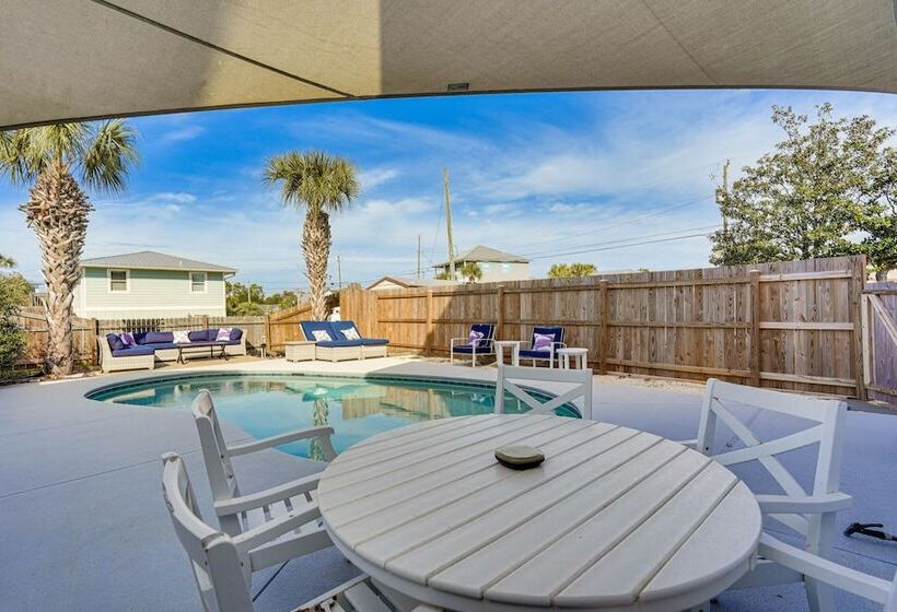 Bright Panama City Beach Retreat W/ Private Pool!