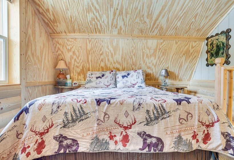 Bunkhouse Cabin In The Woods Of Cascade, Id