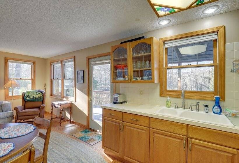 Burnsville Cabin W/ Deck & Trails   Dog Friendly!