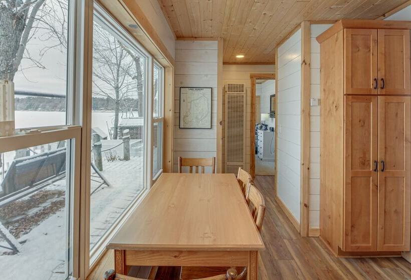 Lake Hubert Cabin W/ Private Deck + Boat Dock