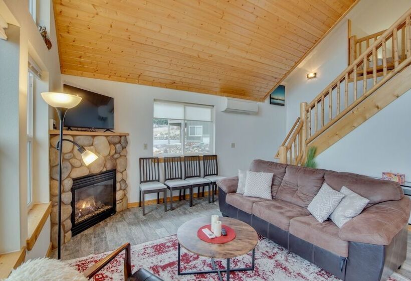 Cabin W/ Hot Tub & Fire Pit: 2 Mi To Cle Elum Lake