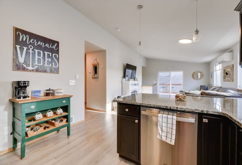 Canal Front Home In Ocean Shores W/ Dock & Views!