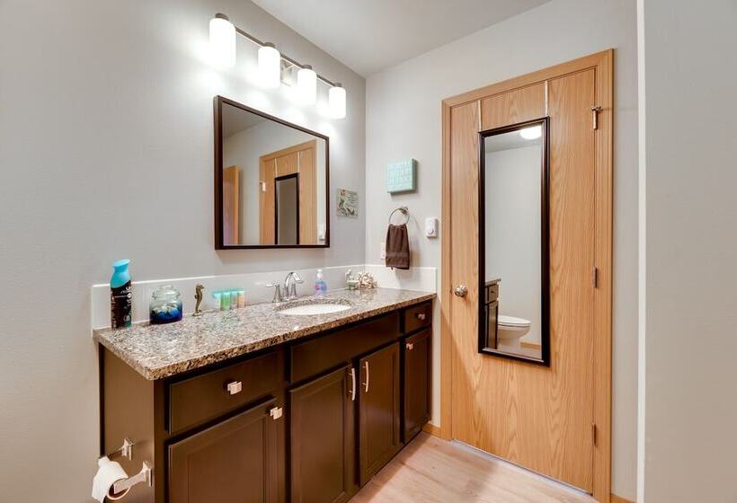 Canal Front Home In Ocean Shores W/ Dock & Views!