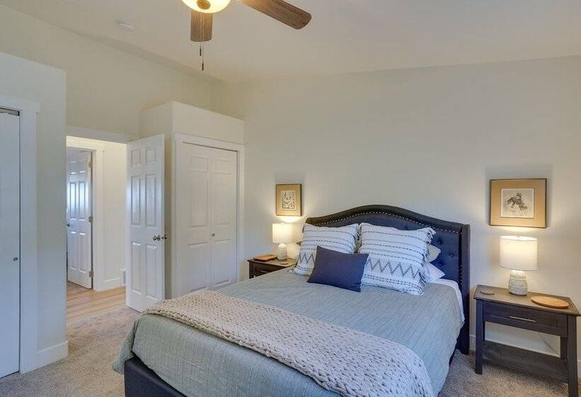 Cedar City Home W/ Mountain Views & Game Room!